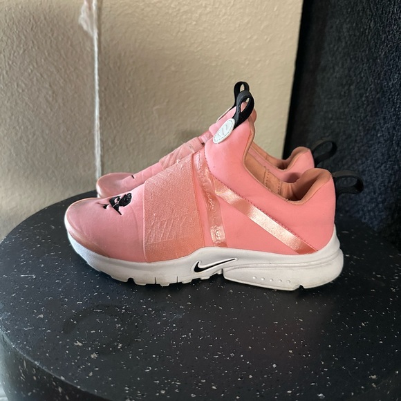 nike presto valentines day pink